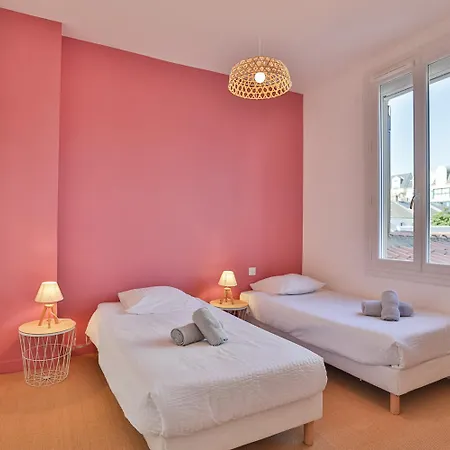 Prázdninový dům La Tribu I Maison Sablaise 10 Pers I 200m Grande *